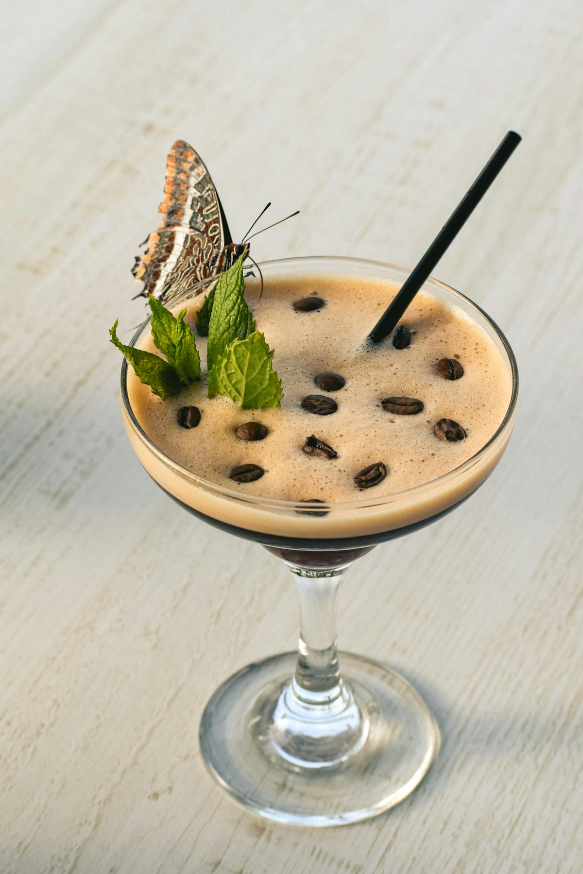 Espresso martini with N2O cream foam topping - popular cocktail application