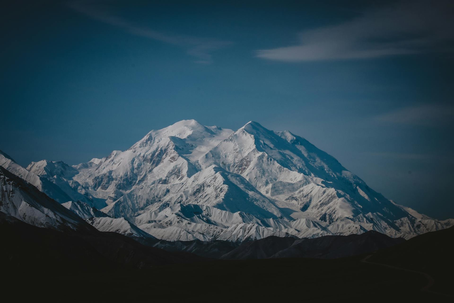 Majestic Alaskan snow-capped mountains near Denali - wholesale cream chargers Alaska