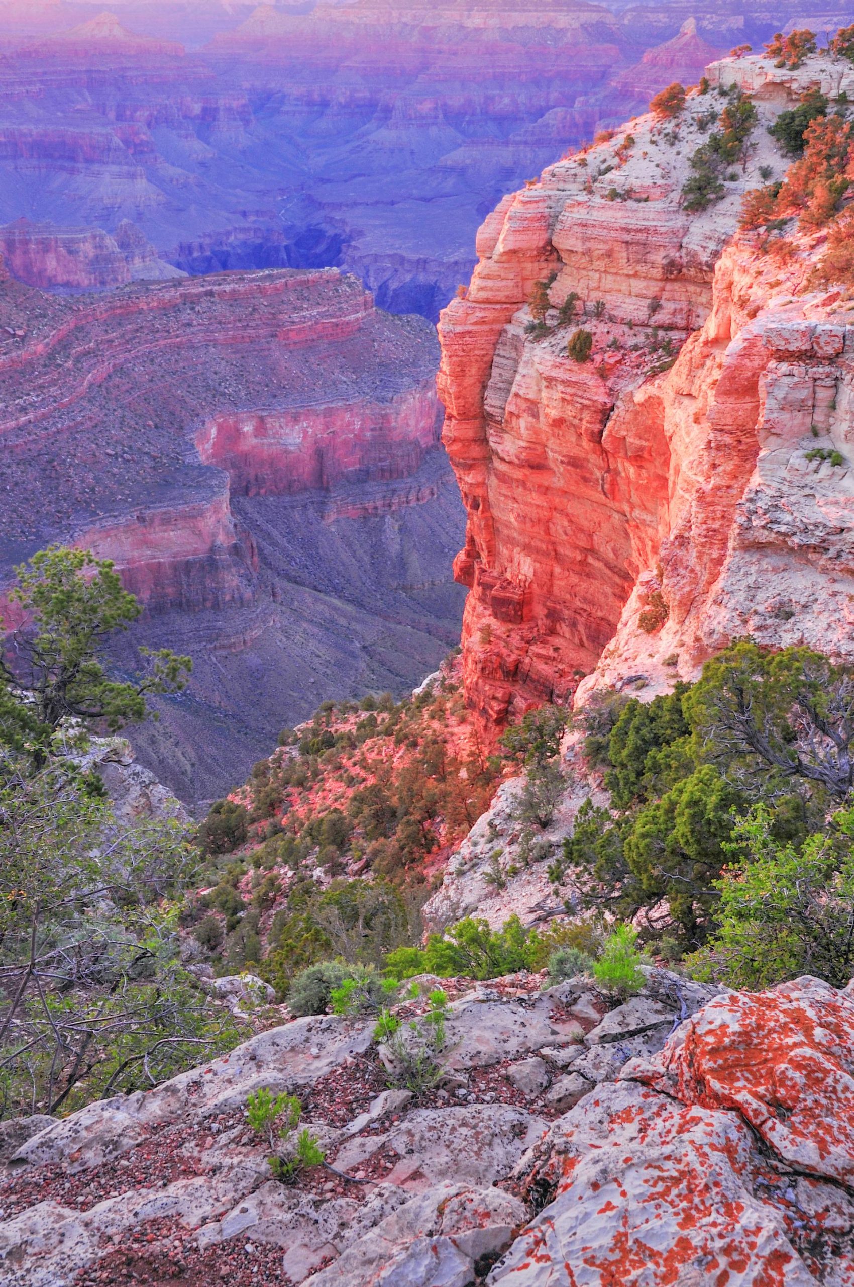 Majestic Grand Canyon at sunset — Arizona wholesale cream chargers