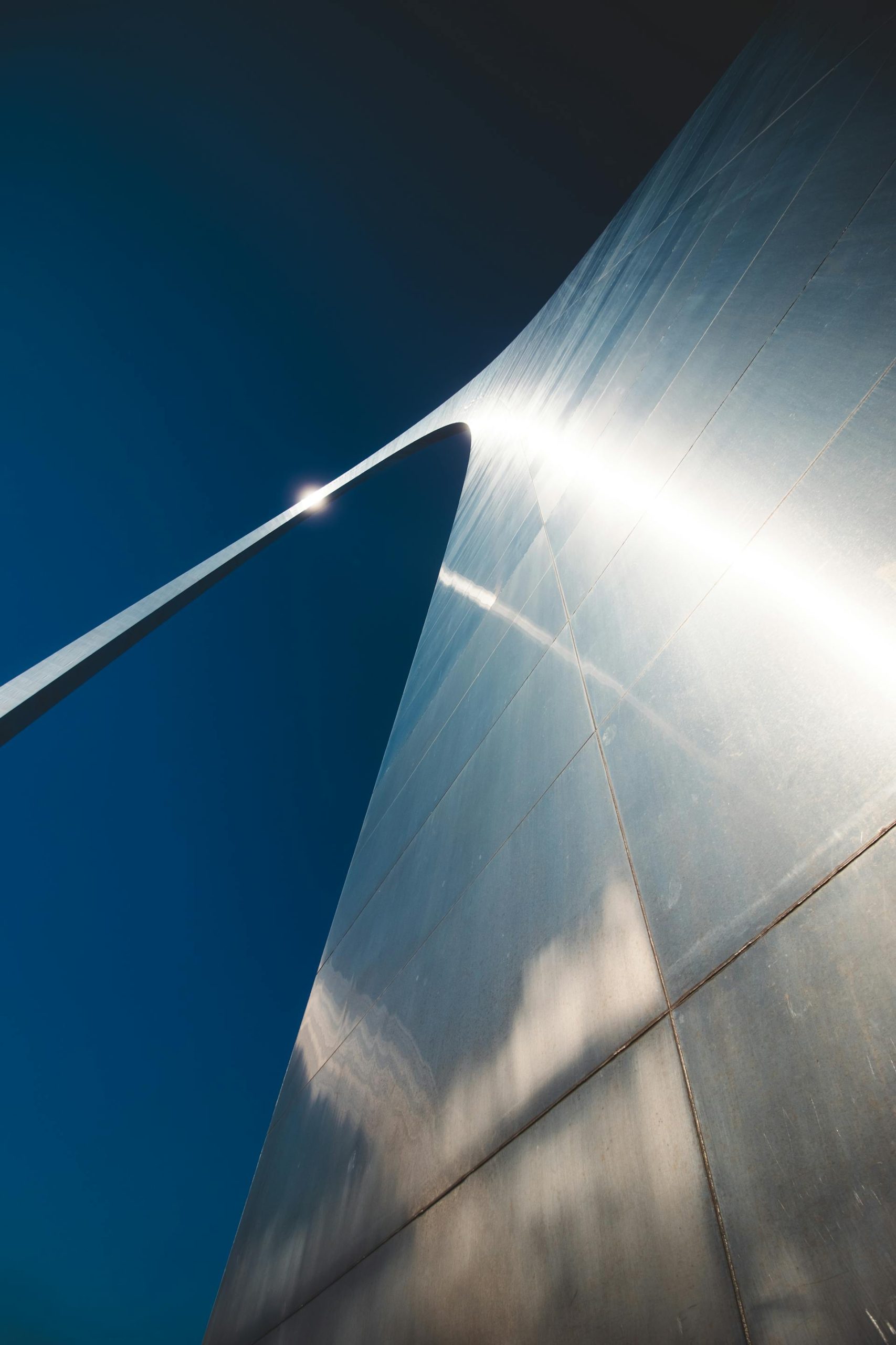 Gateway Arch in St. Louis — Missouri wholesale cream chargers