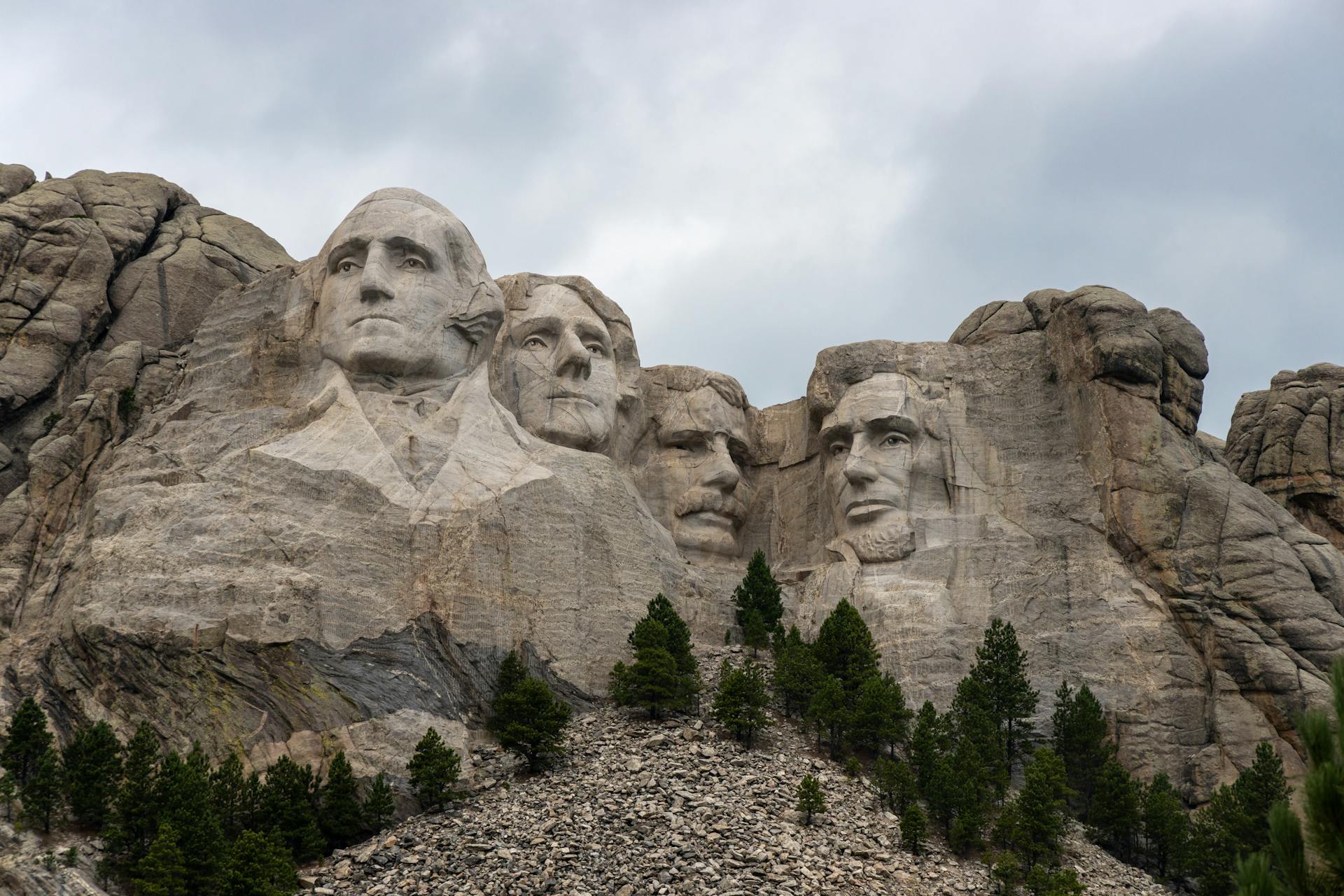 Mount Rushmore National Memorial — South Dakota wholesale cream chargers