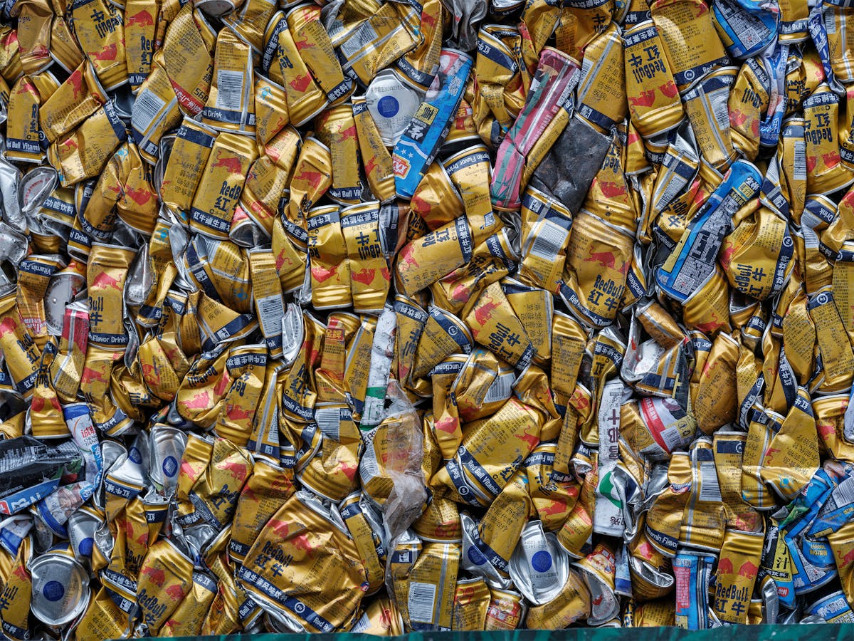 Recyclable steel cans for sustainability